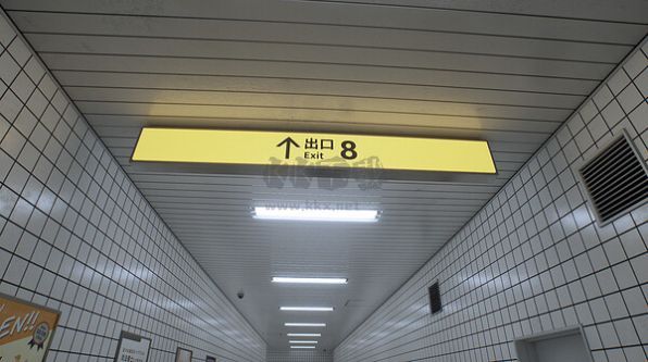 逃離8號線手機版最新版